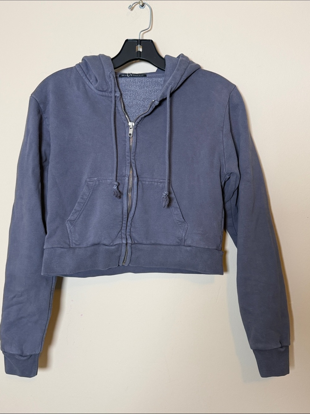 BRANDY MELVILLE Cropped Hoodie , size OS